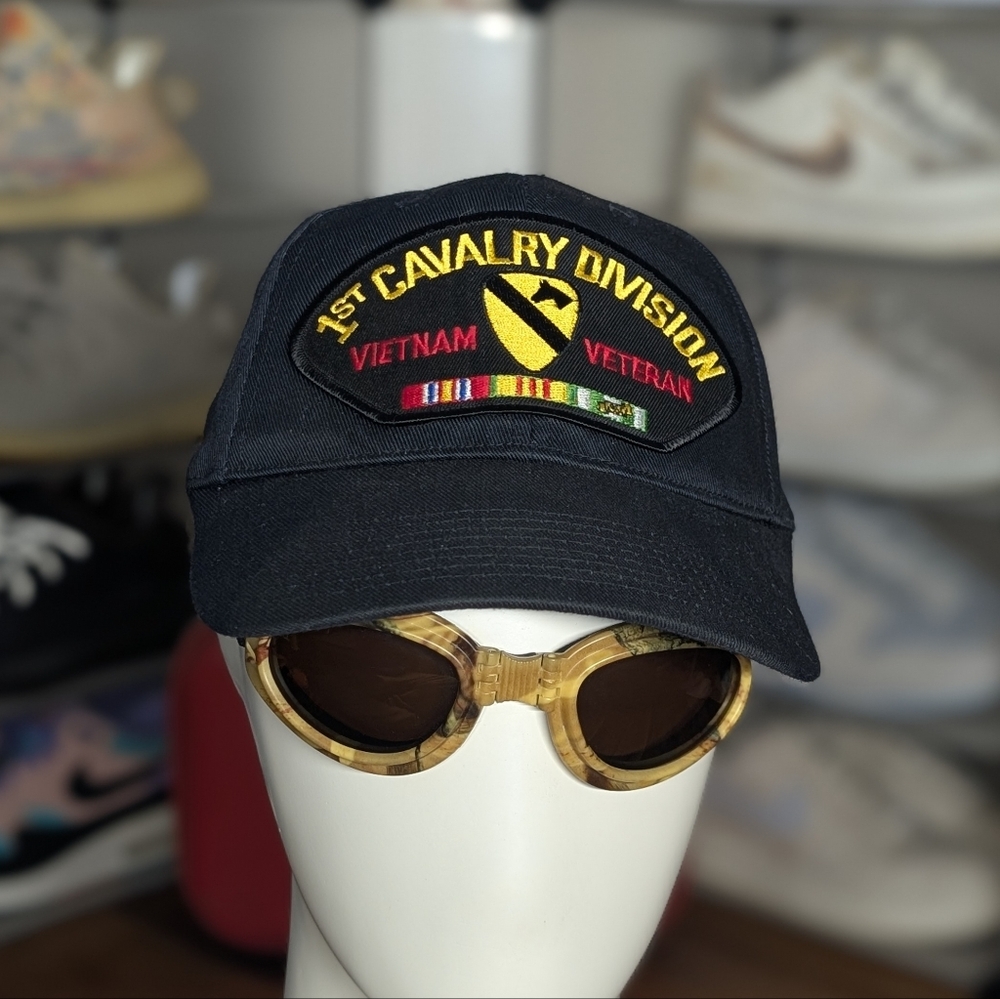 Vietnam Veteran 1st Calvary Hat (OS)